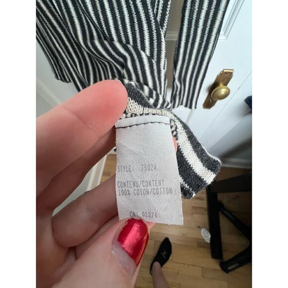 Le-La Vertical Stripe Knit Long Sleeve Top Black White Lagenlook Artsy Women's M - Picture 6 of 12